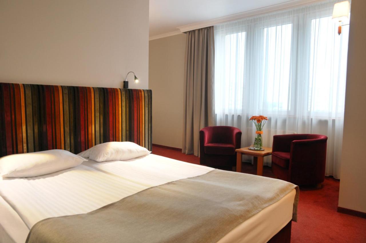Stary Toruń Hotel Filmar מראה חיצוני תמונה
