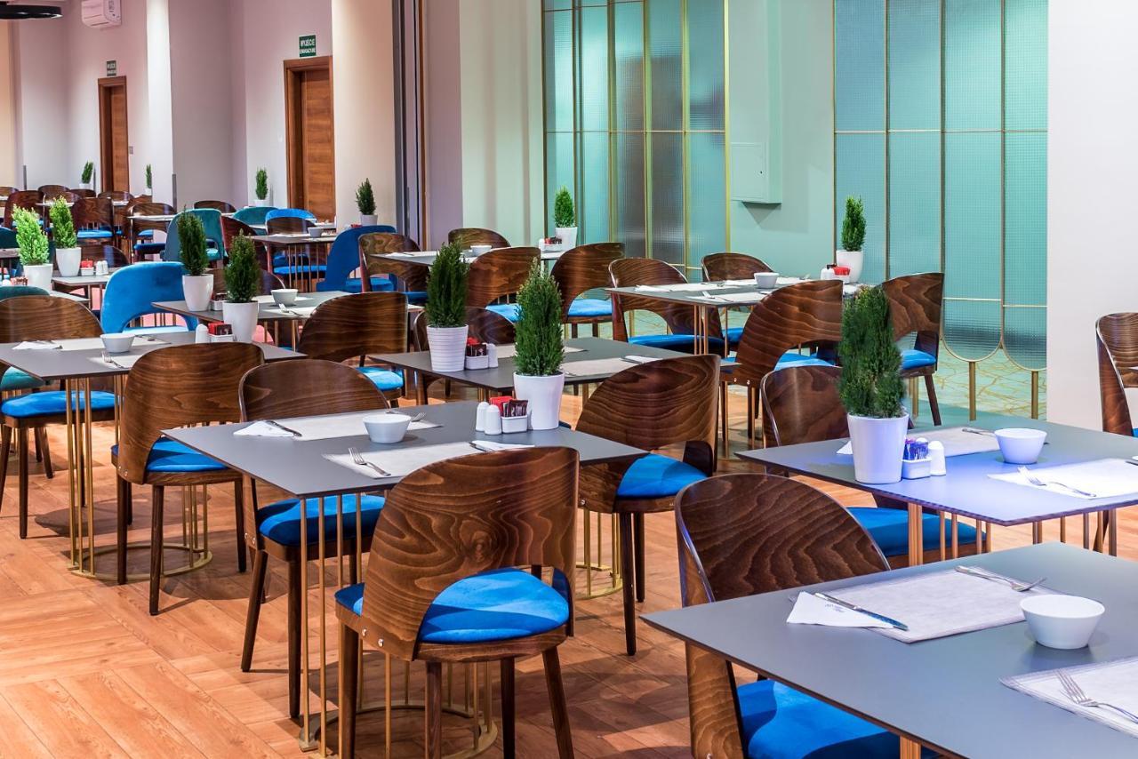 Stary Toruń Hotel Filmar מראה חיצוני תמונה